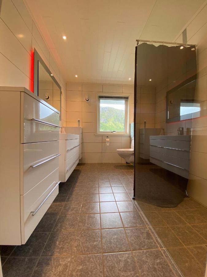 Villa Med Jacuzzi Og Nydelig Utsikt Gravdal  外观 照片